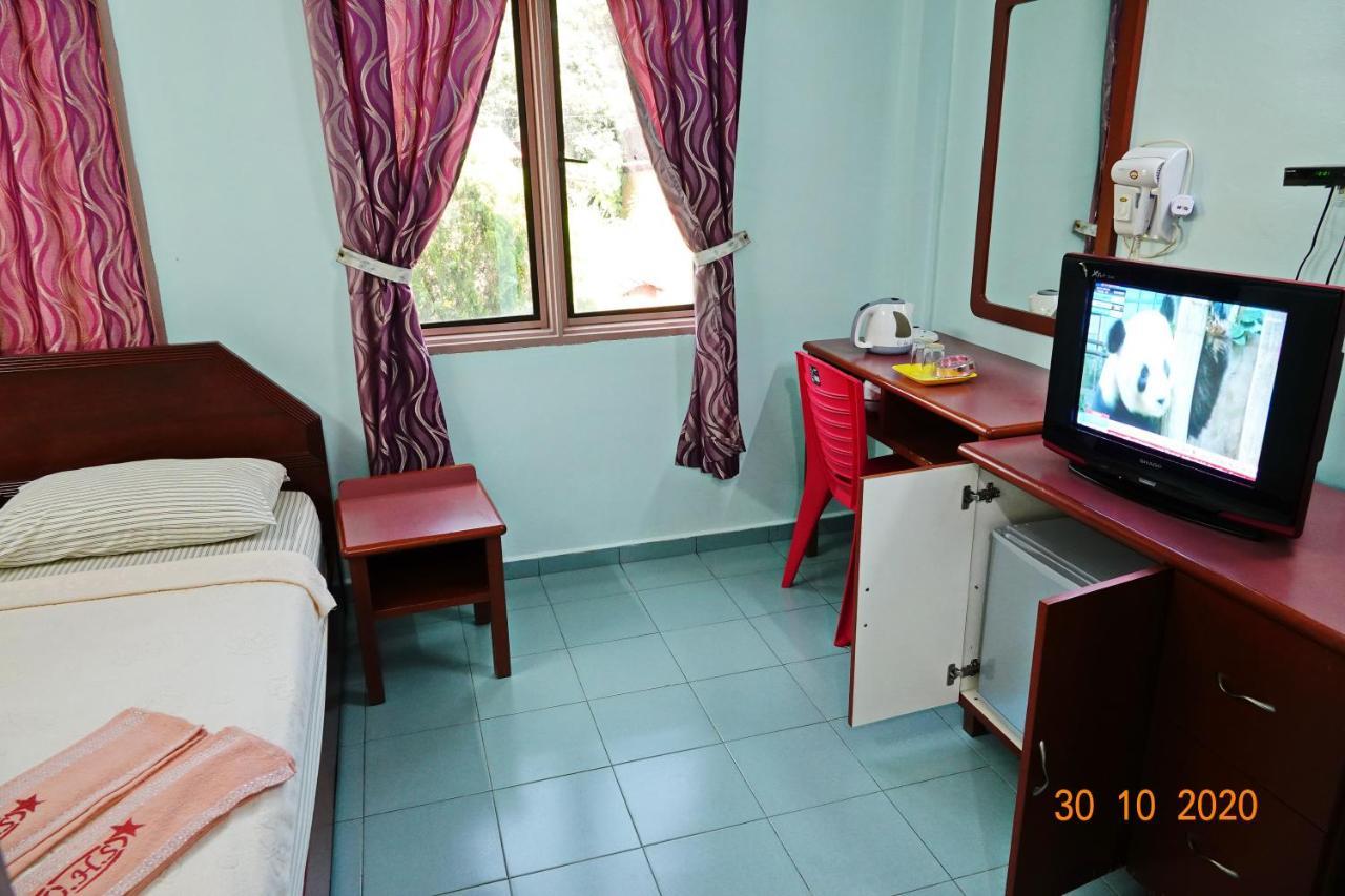 The Room Concept Homestay Куах Экстерьер фото